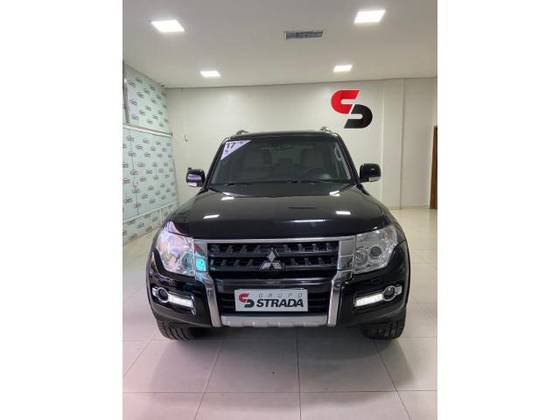 MITSUBISHI PAJERO FULL 3.2 HPE 4X4 16V TURBO INTERCOOLER DIESEL 4P AUTOMÁTICO